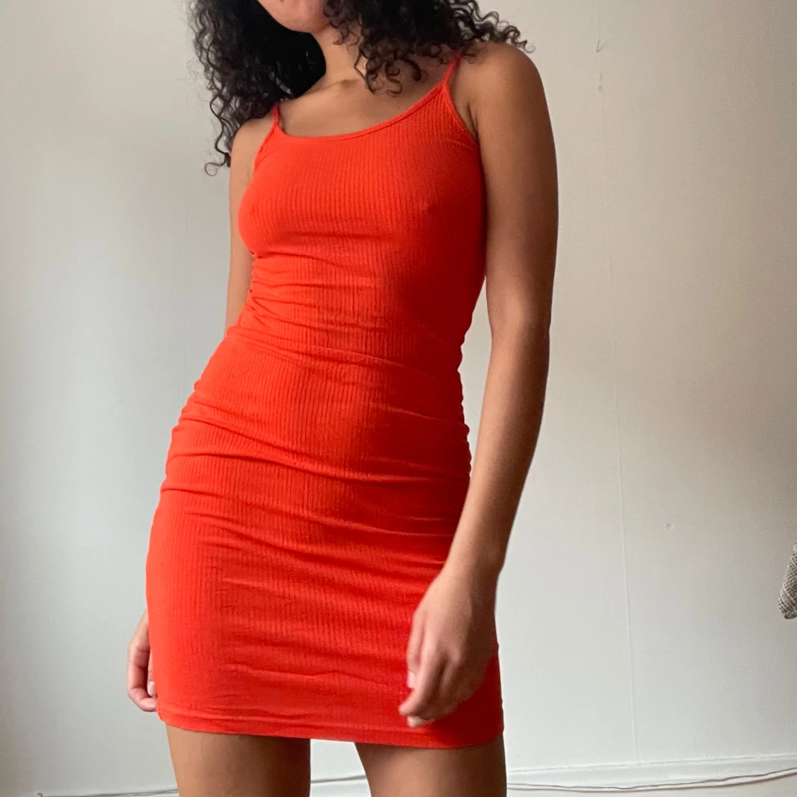 Röd klänning  - 90