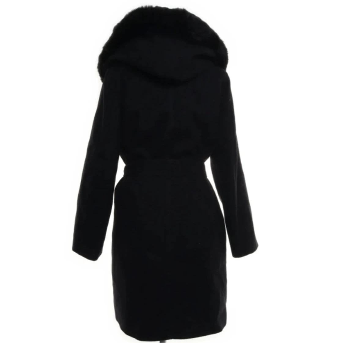 Svart kappa med päls - 90
