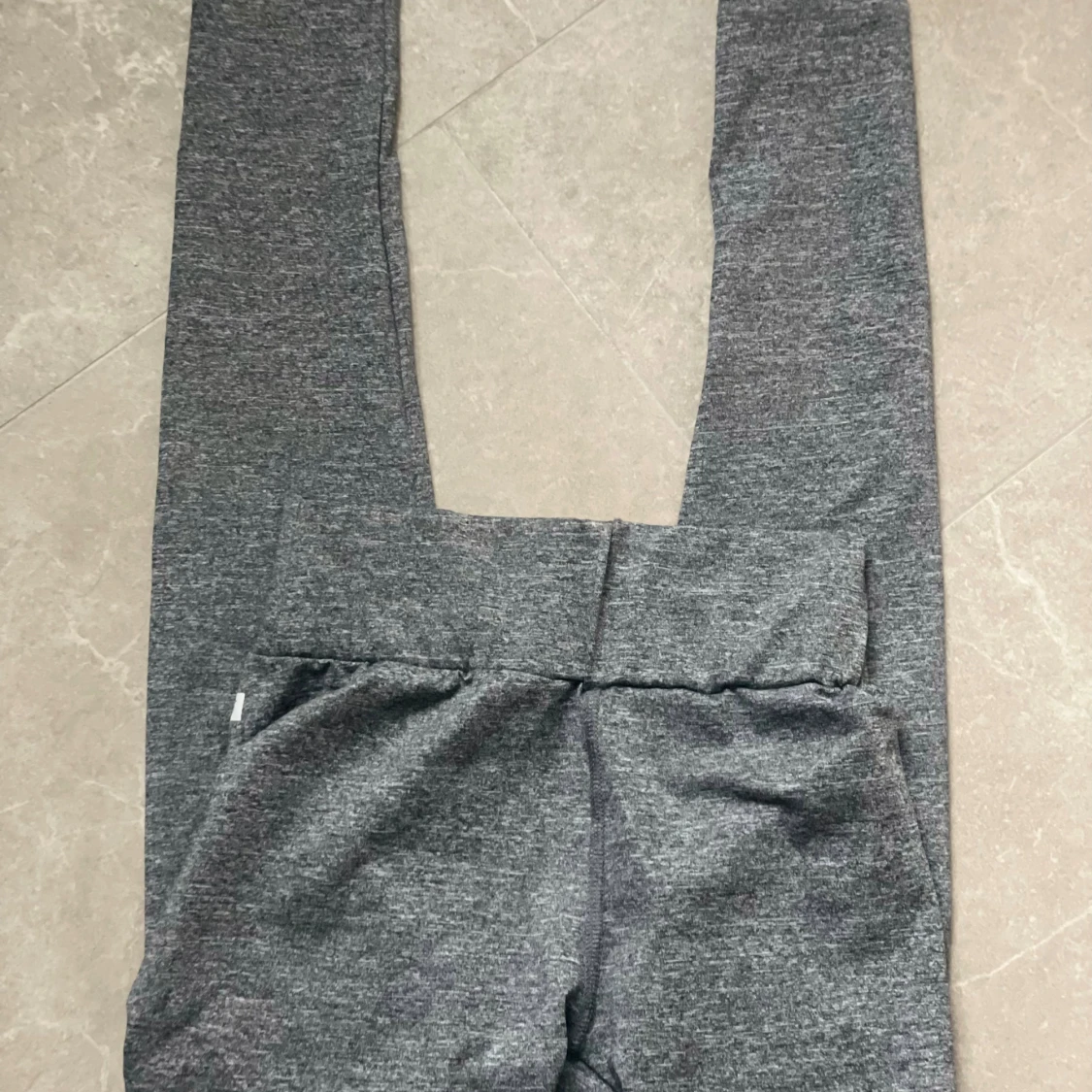 Grå leggings från Fashionablefit - 91