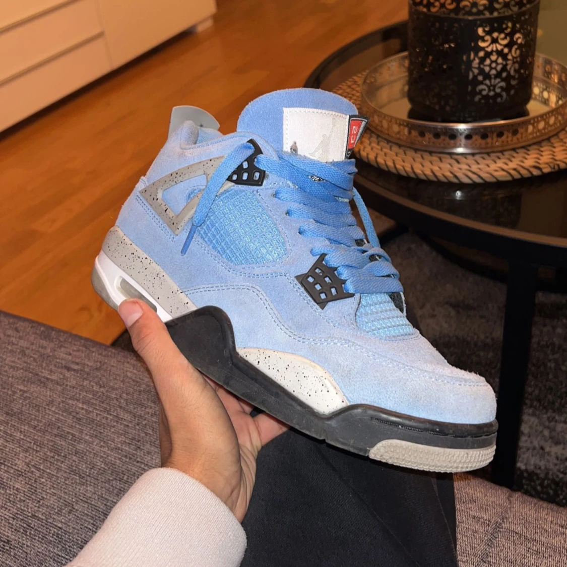 Air jordan 4 university blue