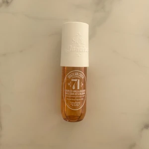 Sol de janeiro 71, 90ml - Använd cirka 5 sprut max, säljer då jag intr gillar vanilj doft😅❤️ Köpt för 350kr❤️❤️
