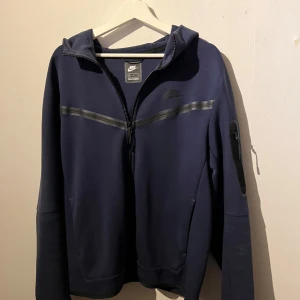 Nike tech fleece - blå nike tech fleece