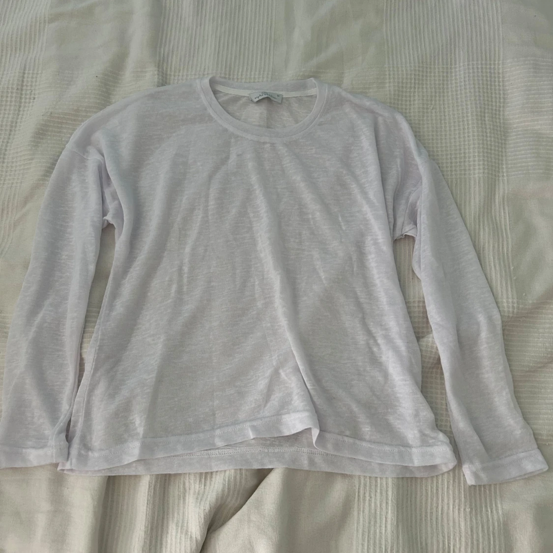 Vit långärmad tröja från Eight & Nine