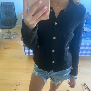 Kofta - Så fin elegant kofta från zara💗