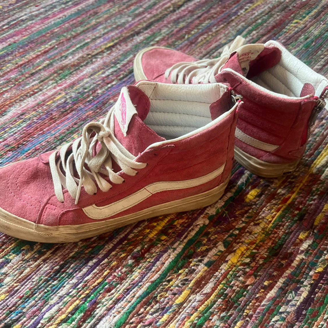 Rosa höga sneakers från Vans - 90