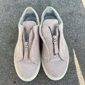 Arigato  - Använda men bra skick. Unika då denna modell ej säljs längre. 