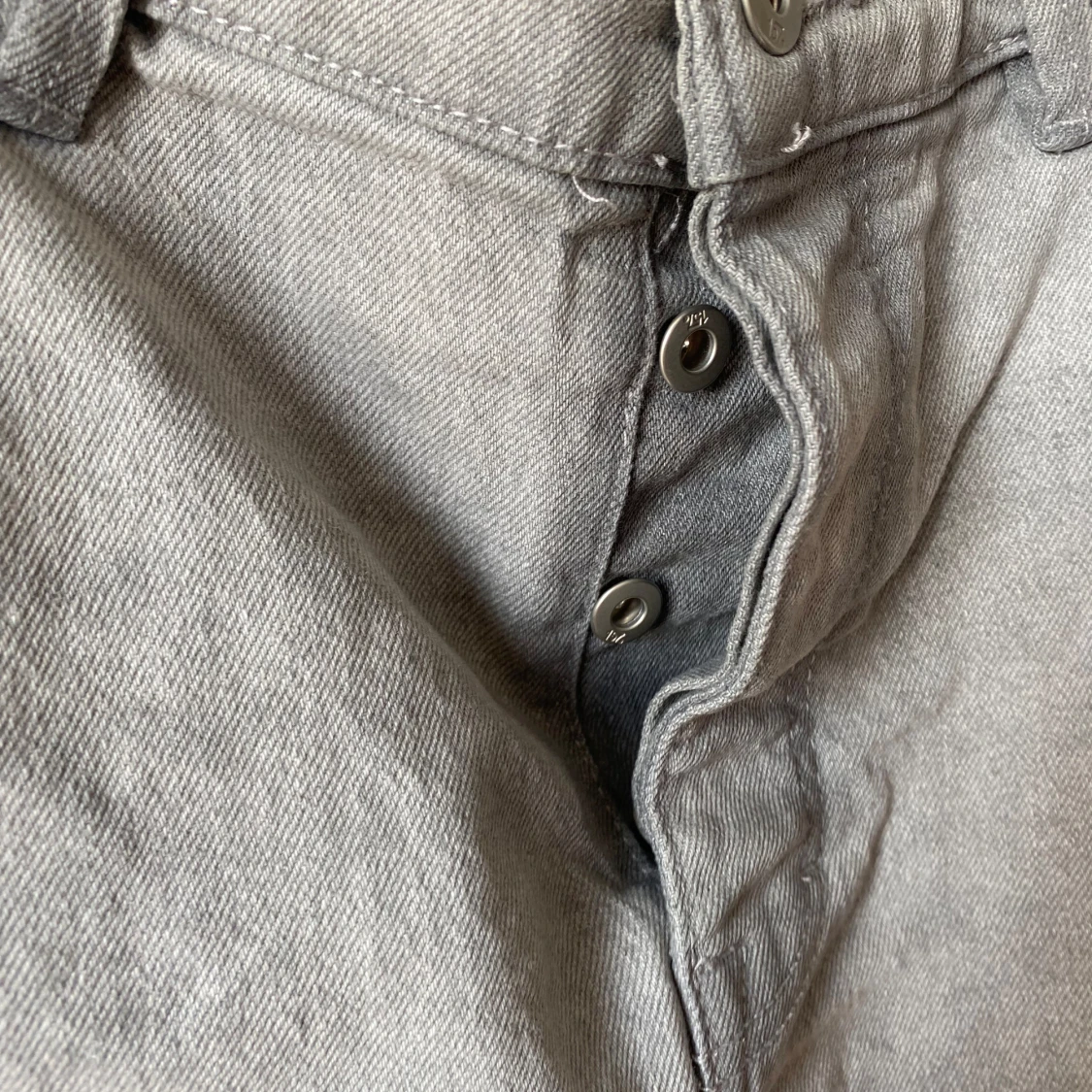 Grå jeanskjol från 157 - 91