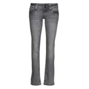 Pepe jeans😍 - Superfina Pepe jeans de har dock ett litet hål som ej syns men man kan sy igen det, där av det låga priset😽😍