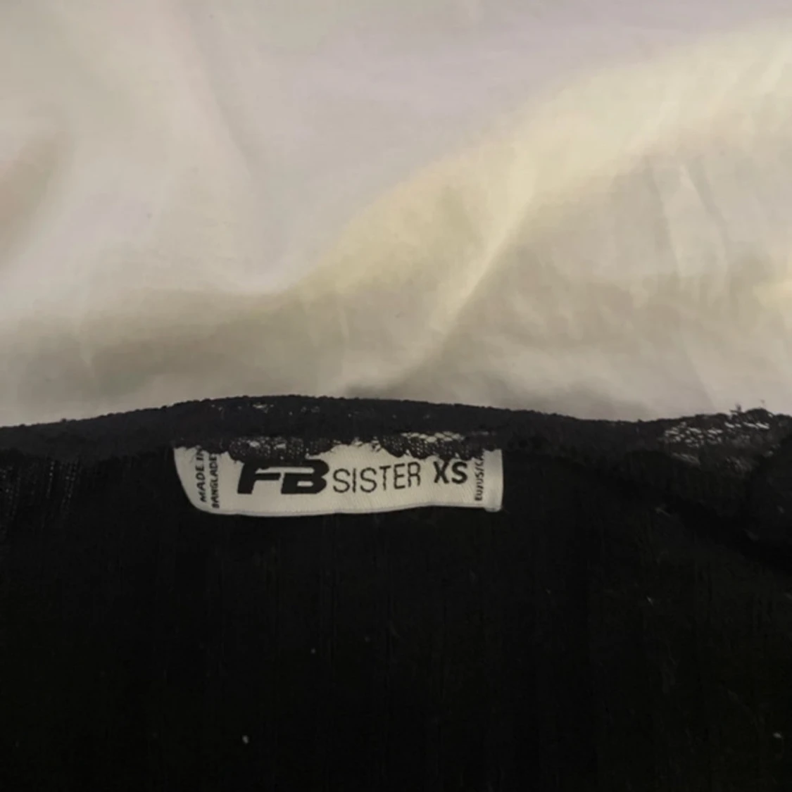 Svart spetslinne - 91