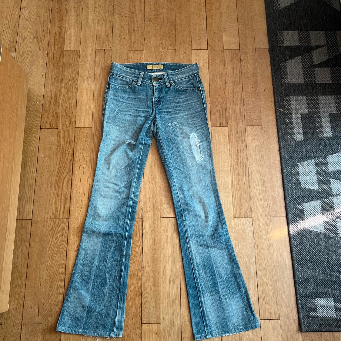 Levi’s jeans - 92