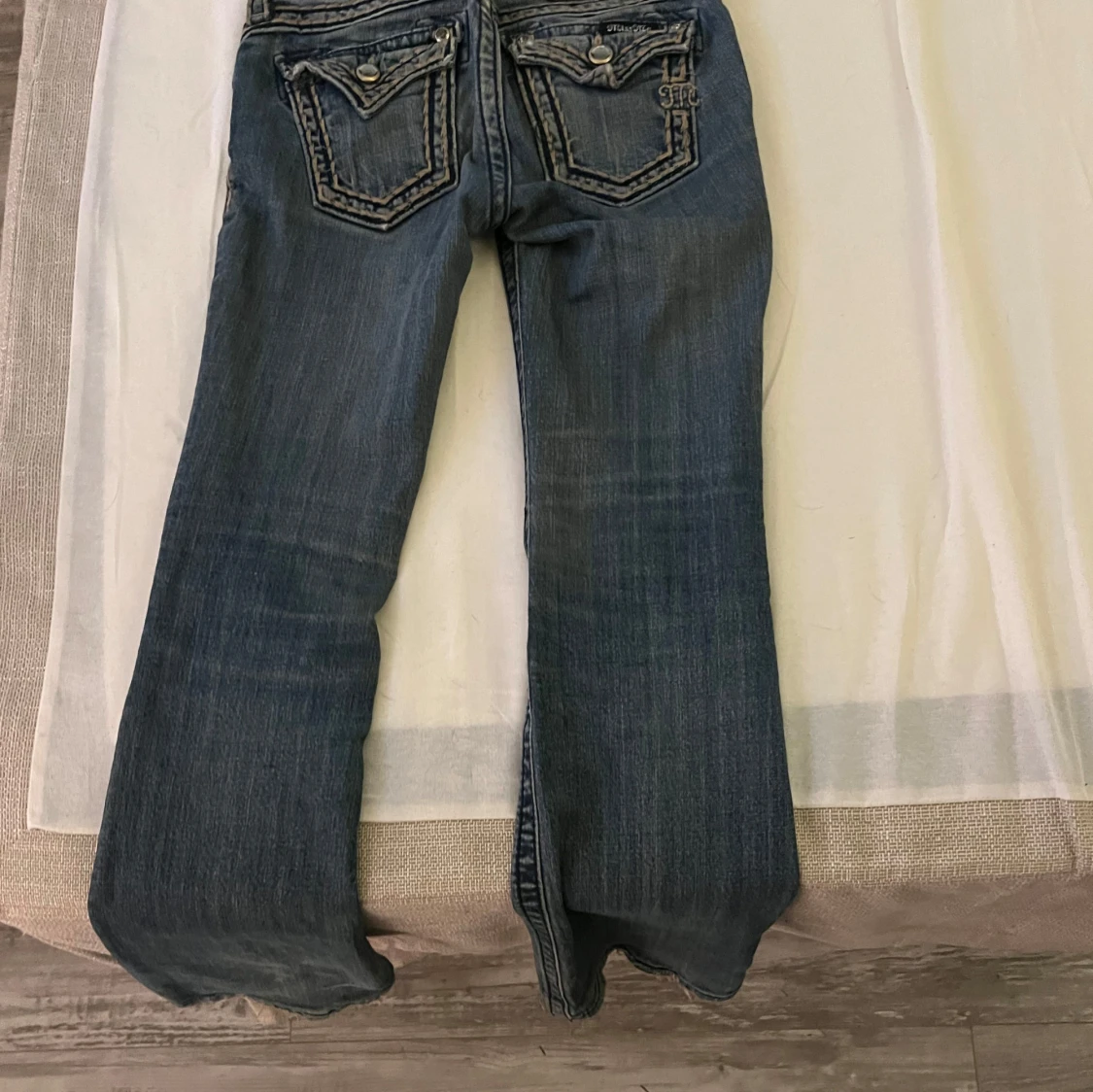 Blå bootcut jeans - 90