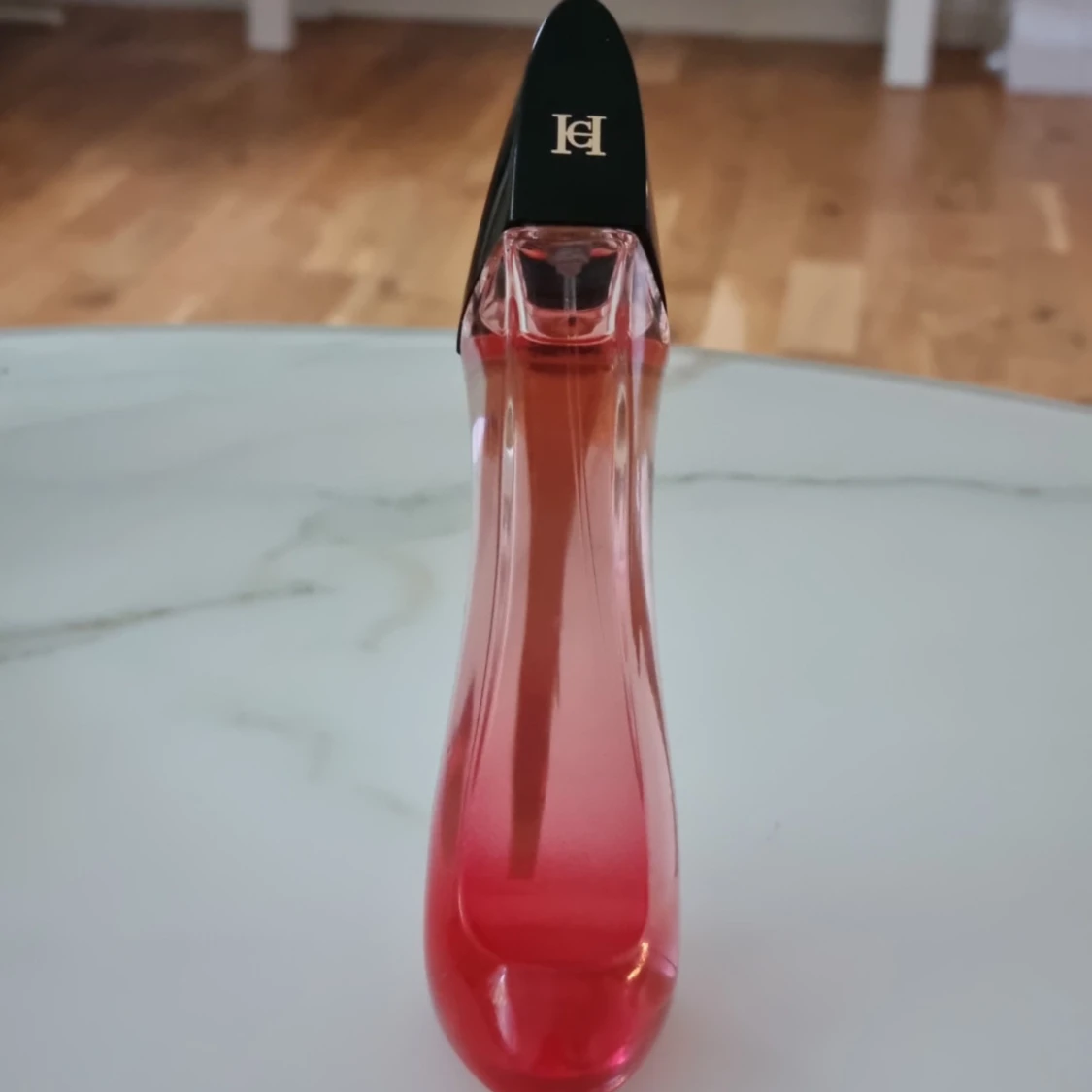 "Very good girl" Carolina Herrera  - 91