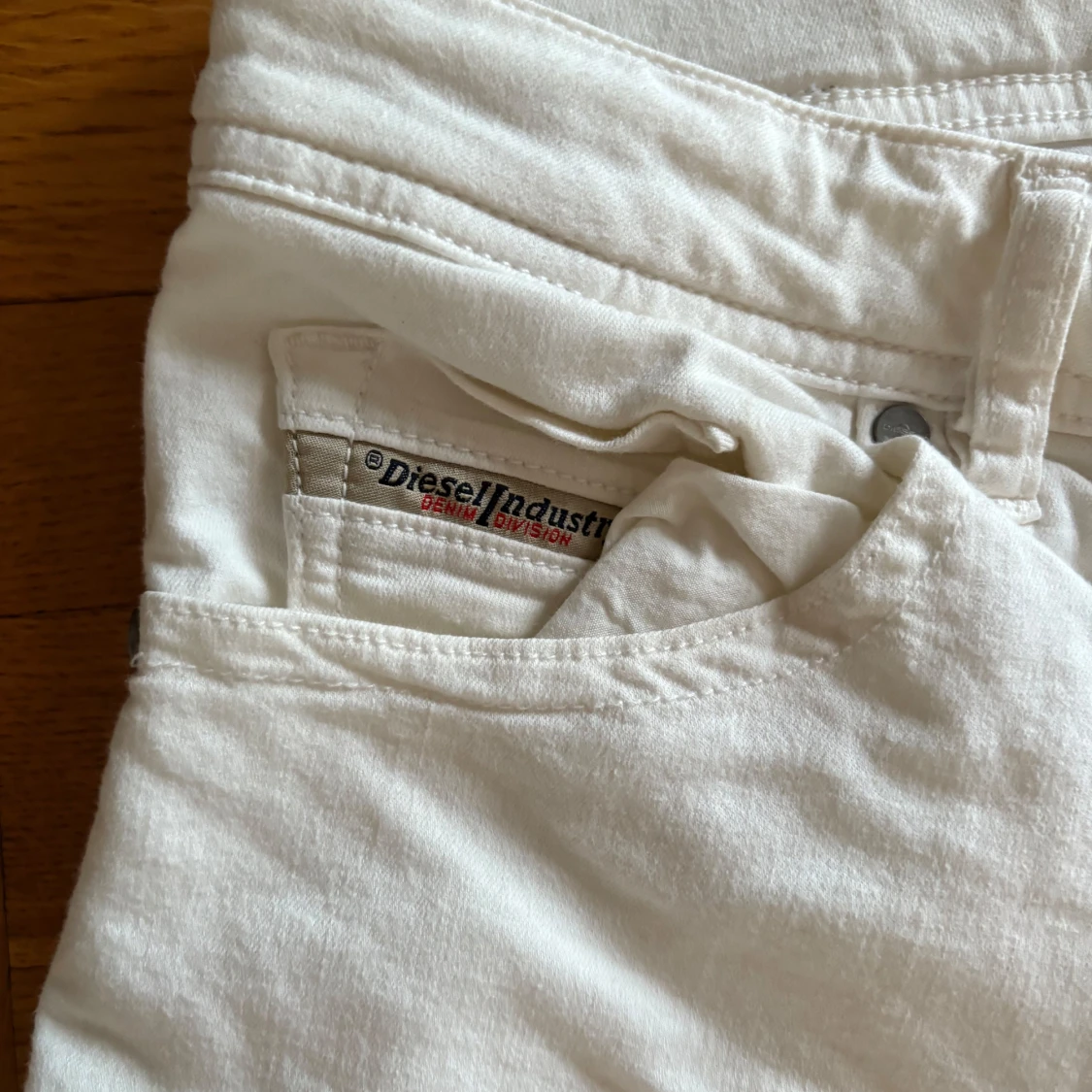 Vita jeans från Diesel - 90