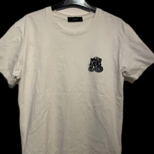 Amiri t shirt - Rätt så bra skick 