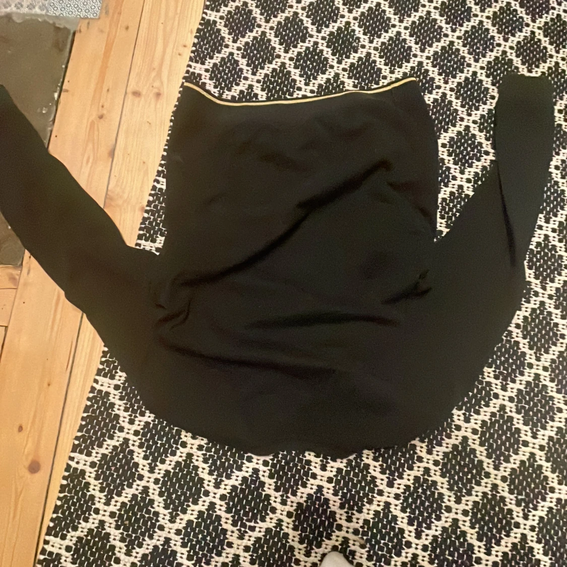 Svart tröja från Kenzo med tigerbroderi - 91