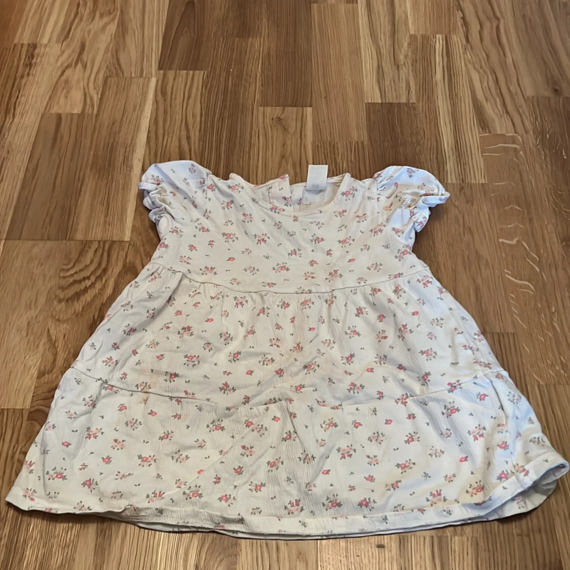 Blommig klänning från H&M