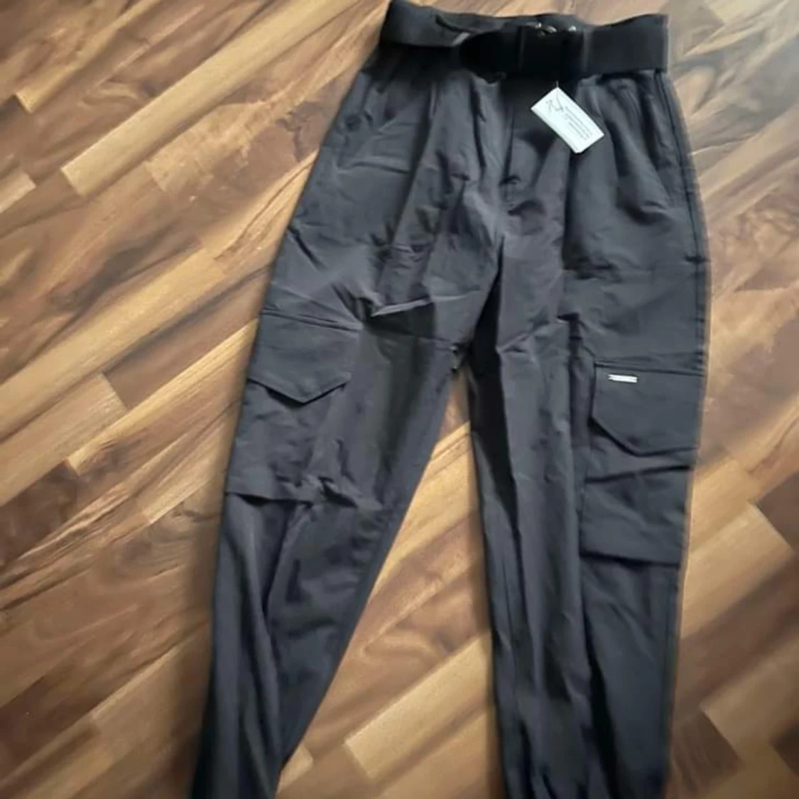 Oanvända iamn byxor 