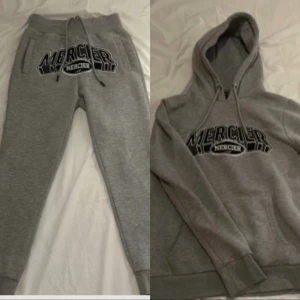 Tracksuit från mercier - Säljer nu mitt feta sett ifrån mercier. Settet är i nyskick och har inga fläckar. Dom är perfekt nu till vintern när man vi ha mjuka och varma kläder 