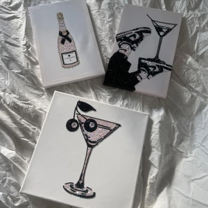 Glitter Tavla ✨ - köp en färdig eller ett eget kit 🫶✨ Pris: 200💘 Skriv i DM för beställning 💌