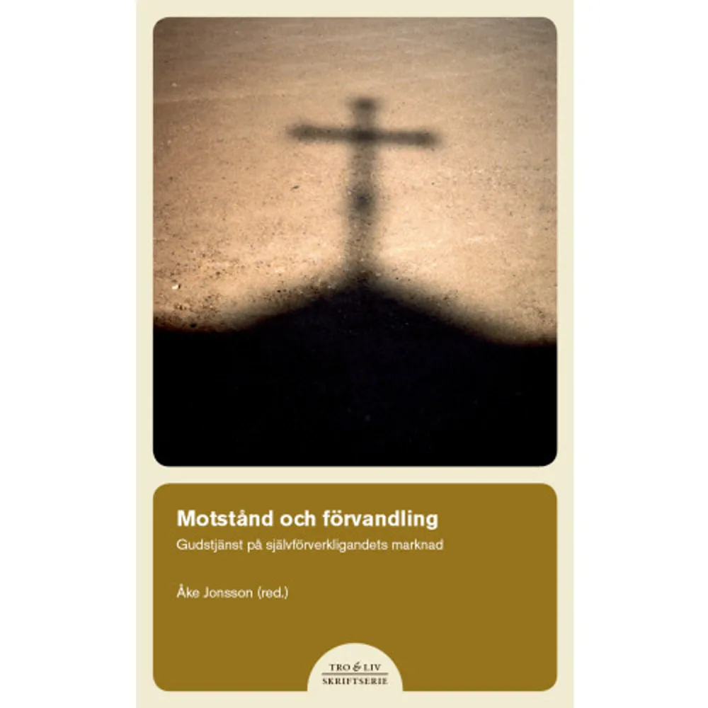 Gudstjänst firas varje söndag, året runt, i världens alla hörn. Den formar människor, kyrkor och kulturer. Gudstjänsten är en konstant i kyrkans liv – men en som ständigt måste förnyas och fördjupas för att bevaras. Alla tider har sina särskilda utmaningar för kyrkan. I vår kapitalistiska selfiekultur utmanas hon av konsumism, kommersialisering och självupptagenhet. Vad innebär det att samlas till gudstjänst i en tid som vår? Det försöker pastorer, präster, musiker, forskare och församlingsgrundare svara på. Boken är tänkt som fördjupning och inspiration för alla som arbetar med gudstjänsten, särskilt för arbetet med och samtalet kring det handboksarbete som pågår i flera kyrkor. Tro & liv skriftserie är en bokserie för teologiska samtidsstudier. Den tas fram i samarbete mellan Teologiska högskolan Stockholm, Equmeniakyrkans medarbetarförbund och Marcus Förlag. Serieredaktör är Joel Halldorf. Format Häftad Omfång 169 sidor Språk Svenska Förlag Marcus förlag Utgivningsdatum 2015-05-12 Medverkande Åke Jonsson Medverkande Sofia Camnerin Medverkande Anders Arborelius Medverkande Ninna Edgardh Medverkande Ulla Marie Gunner Medverkande Åke Jonsson Medverkande Peter Halldorf Medverkande Tomas Bodström Medverkande Jonas Lundkvist Medverkande Eleonore Gustafsson Medverkande Jonas Melin Medverkande Boel Hössjer Sundman Medverkande Hans Andreasson Medverkande Tomas Einarsson Medverkande Joel Halldorf ISBN 9789179996369 . Böcker.
