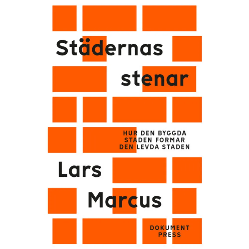 Städers bebyggda form är en av våra mest långlivade strukturer. Bebyggelsens form spelar en aktiv roll i att forma stadens invånares vardagsliv. Social segregation, lokala marknader och ekosystemtjänster påverkas av bebyggelseformen. Byggandet av städer är en av människans mest avancerade ingenjörskonster där tusenåriga erfarenheter samspelar med den senaste teknologin. Stadsbyggande är själva grunden för hur vi lever och interagerar med omvärlden, och en förutsättning för att skapa hållbara livsvärldar för människan och planeten. Ändå har den kanske viktigaste dimensionen varit dold för oss: hur städers byggda form bildar ett system av samband som sätter ramarna för var vi rör oss och möts, vilka beteenden och sociala band som förstärks. Vår urbana värld flätas samman genom byggda miljöers rum och deras arkitektur. Hur vi använder stadsbyggandets teknologi har därför en avgörande betydelse för det mesta i våra moderna samhällen. I Städernas stenar berättar Lars Marcus, professor i urbanmorfologi vid Chalmers, om hur vi skapar närhet i städer och hur det han kallar den andra formen hur en plats läge bestäms av sambanden till resten av staden är lika viktig som utformningen av platsen själv. Städernas stenar får ljuset att falla på den urbana världen på ett helt nytt sätt. En ögonöppnare och fascinerande läsning för alla som någon gång har vistats i en stad. Boken är illustrerad och formgiven av Sebastian Wadsted.  I detta spännande verk om stadens arkitektur fångar Lars Marcus komplexiteten i den urbana miljöns byggstenar. Stenarna är både materia och bär en social dimension, en historia och en geografi. Resultatet blir en berättelse om staden som bör läsas av alla som intresserar sig för hur städer blir till och utvecklas; inte minst stadsplanerare, arkitekter och urbanforskare. Irene Molina, professor i kulturgeografi vid Uppsala universitet.    Format Häftad   Omfång 240 sidor   Språk Svenska   Förlag Dokument Press   Utgivningsdatum 2023-03-07   Medverkande Sebastian Wadsted   ISBN 9789188369536  . Böcker.