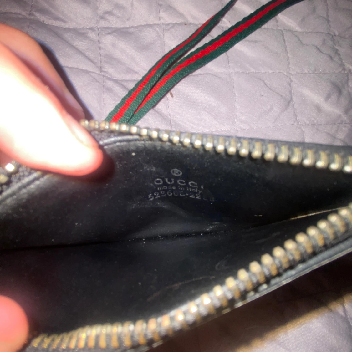 Svart plånbok med rem - 91