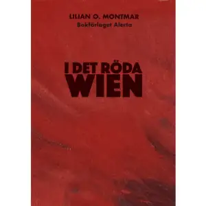 Historien om Det röda Wien och inte minst om bostadsbyggandet kan jag ganska väl. Ändå slukar jag Lilian O. Montmars bok. Här finns människorna bakom den politiska historien. Både de alldagliga historierna och de dramatiska, präglade av tidens drama. Vi lär känna dem in på skinnet och tas med till tiden. Lilian O. Montmar har än en gång skrivit en bok som genom hennes humanistiska blick och välskrivna prosa levandegör en av nittonhundratalets mest intressanta, och skrämmande politiska perioder. Men det var också en tid som pekar på politikens möjligheter. Gunnar Bolin, Sveriges Radios kulturredaktion En skakande dokumentärroman om Wiens dramatiska historia under mellan och efterkrigstid, sprungen direkt ur folkdjupet. Människors armod, folkhemmets uppbyggnad, attacken på justitiepalatset, nazismens framväxt och tiden därefter. Lilian Montmar kan sitt Wien. Hon låter oss möta ”vanligt