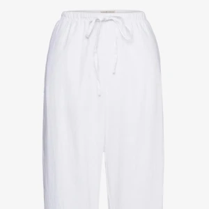 Linnebyxor  - Säljer linnebyxor från Gina jag knapp använt❤️