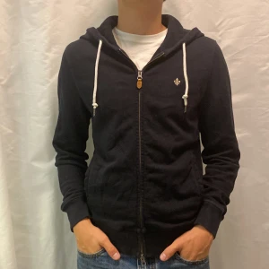 Morris hoodie - Snygg Morris ziphoodie i bra skick