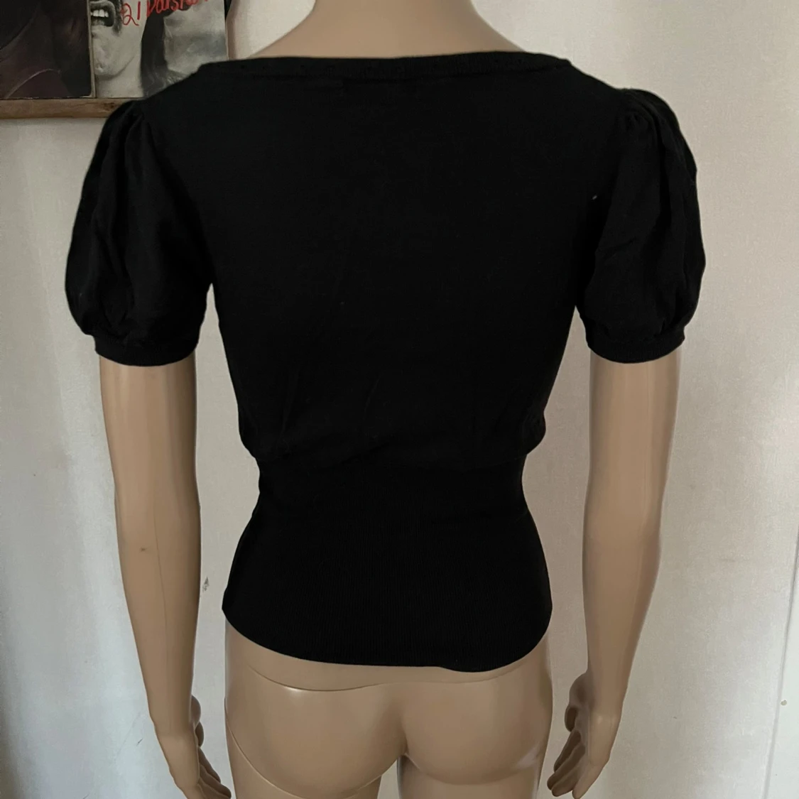 Stickad svart topp - 90