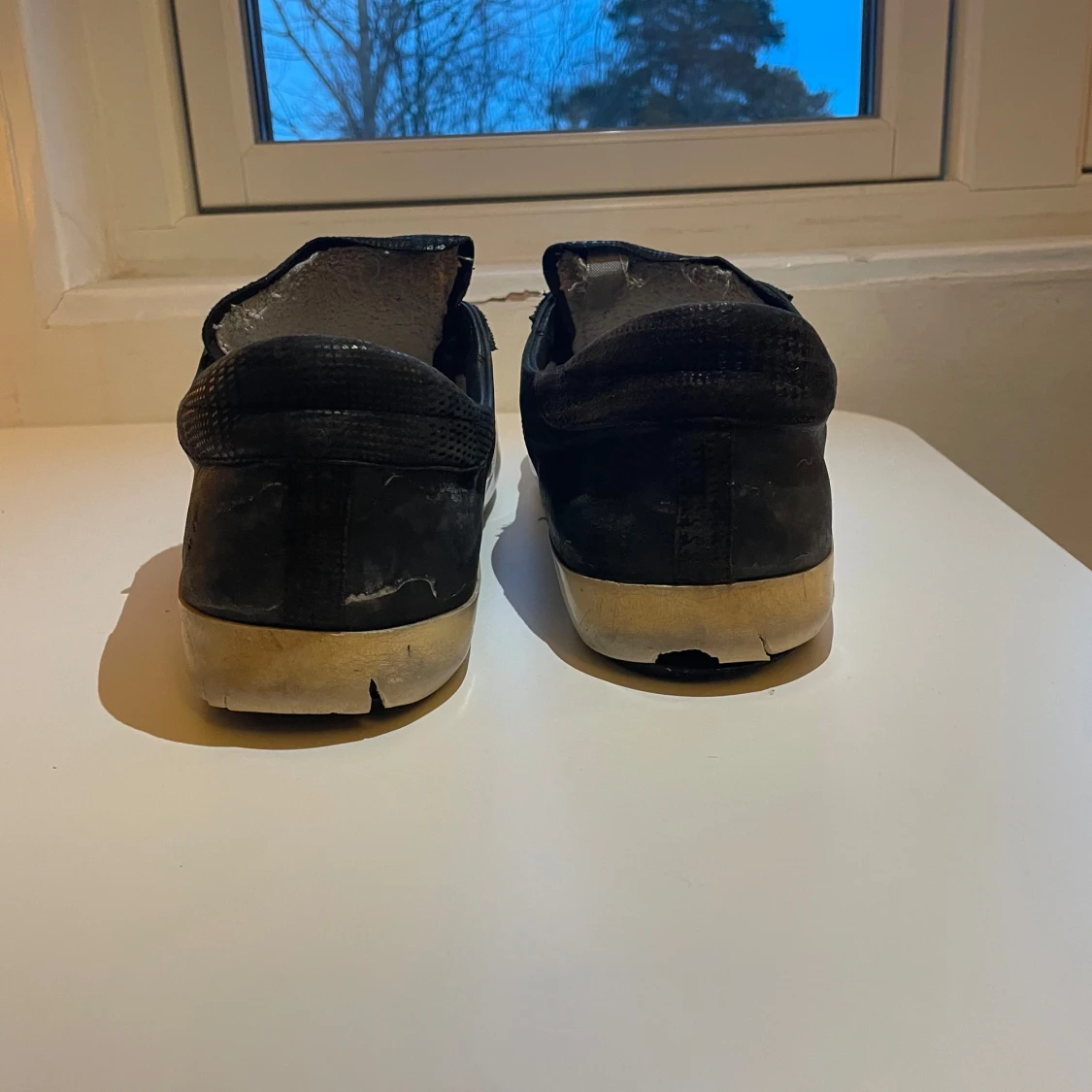 Svarta Philippe modeles med blå logga  - 93