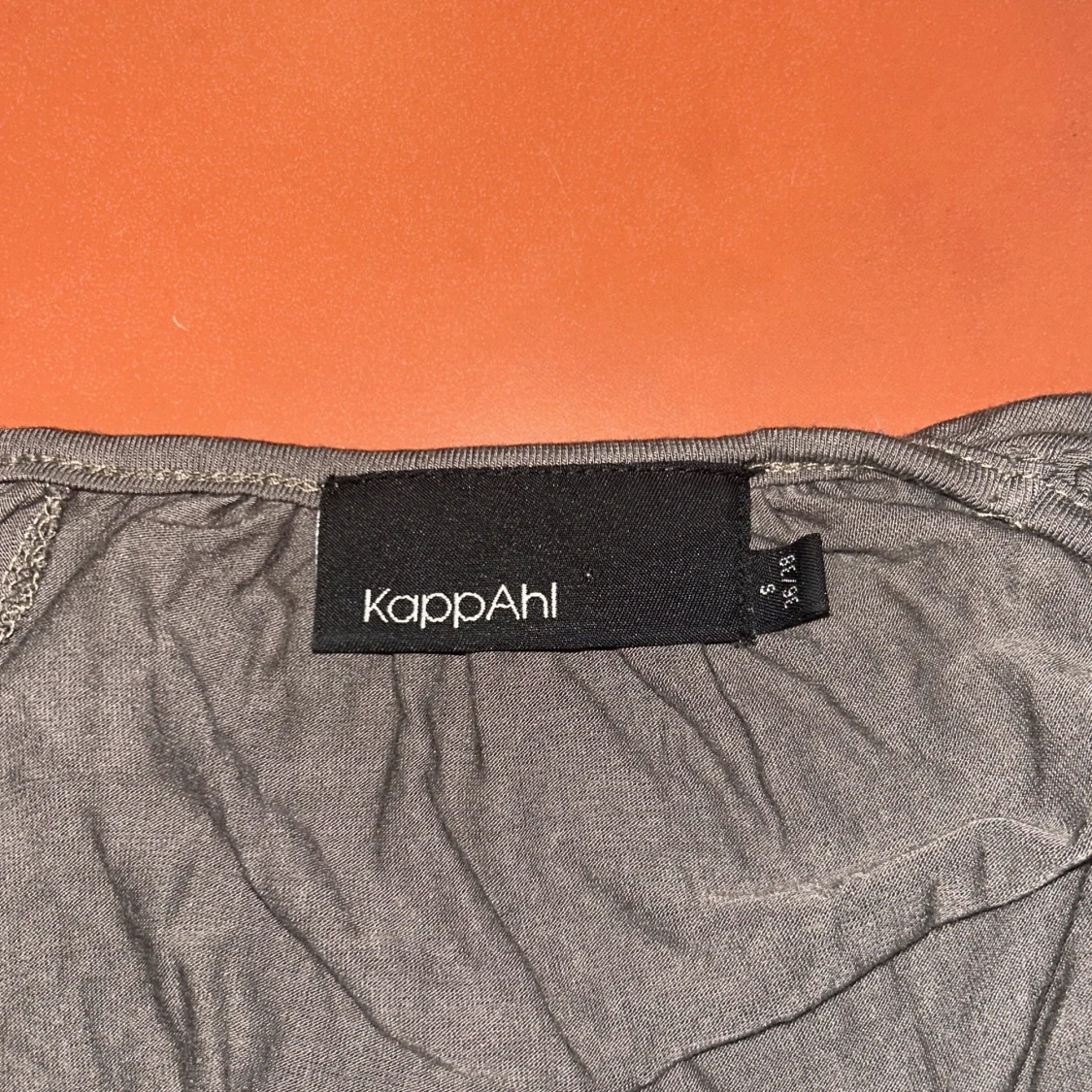 Grå topp från KappAhl - 91