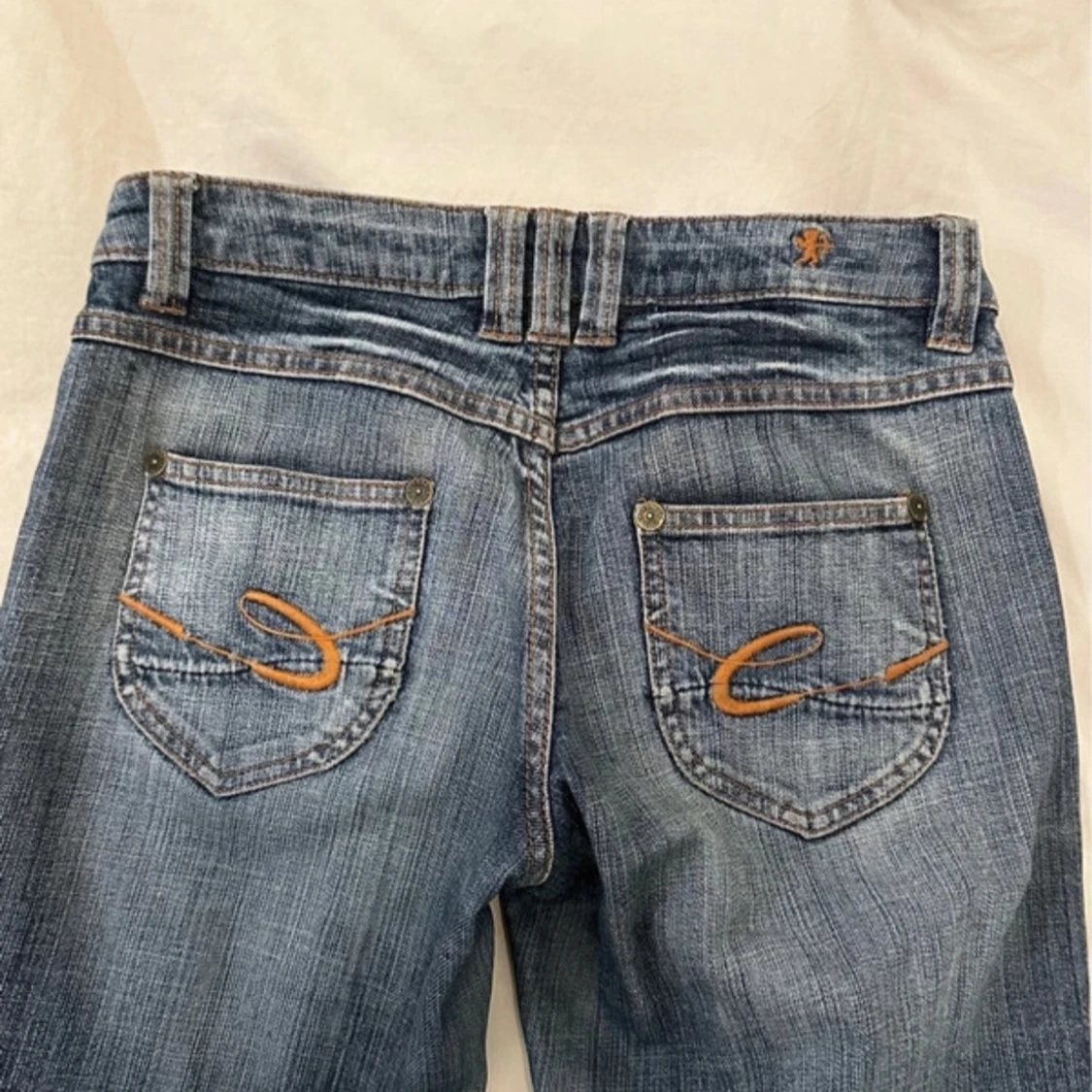 Lowwaist bootcut Blå jeans  - 91