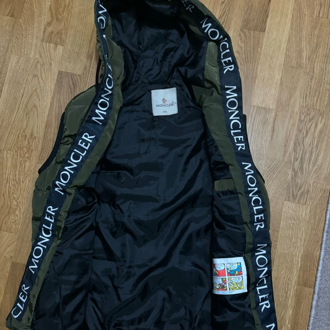 Moncler-väst - 90