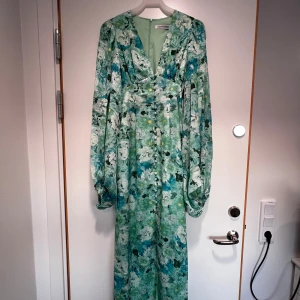 Adoore Positano  - Helt ny, liten i storleken