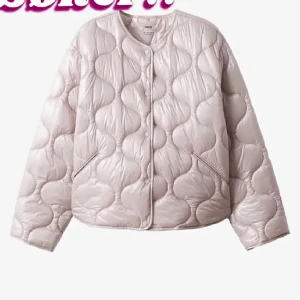 Söker - Söker denna jackan ifrån mango i stl xs - m skriv om du kan tänka dig sälja och vad du vill ha för den ❤️