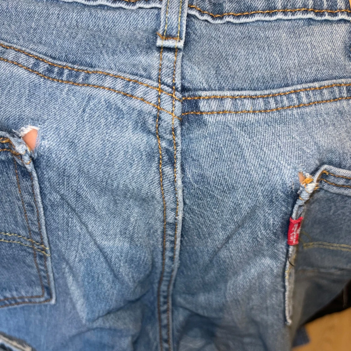 Levi's 505 jeans i blå denim - 92