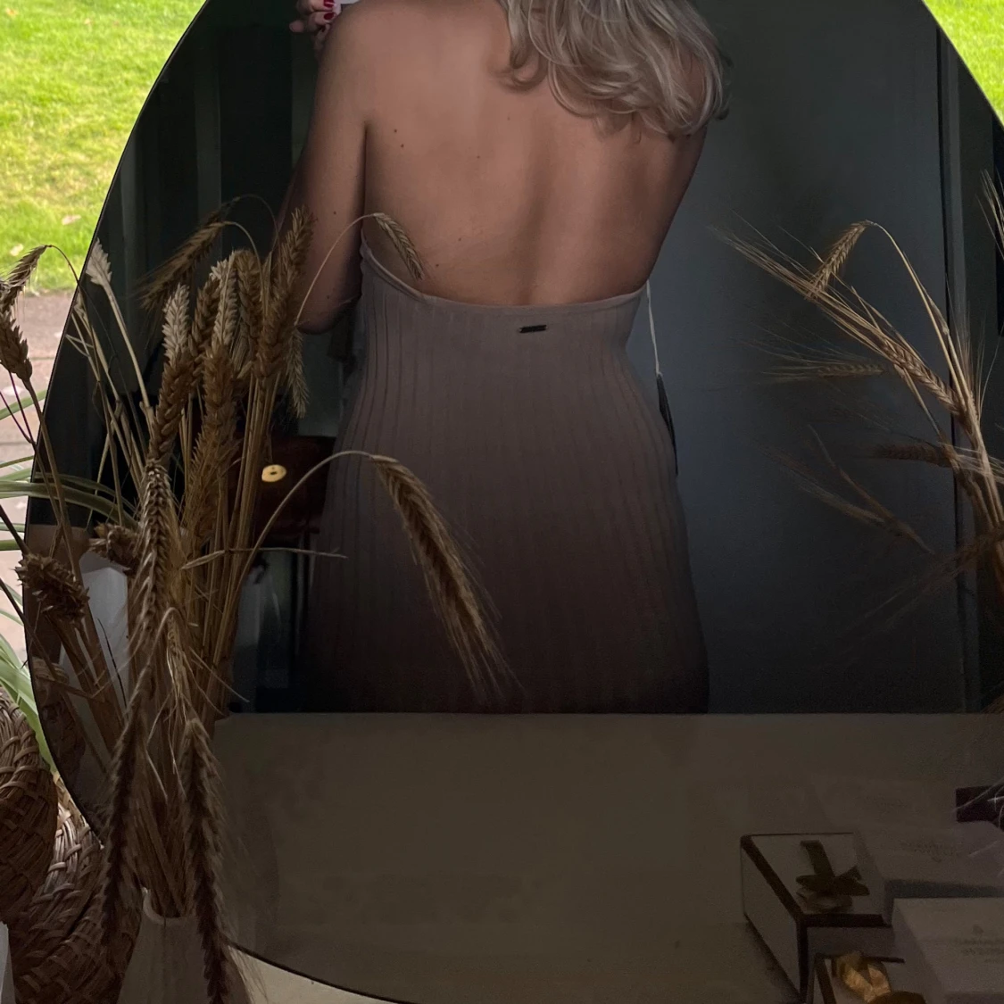 Beige klänning - 90