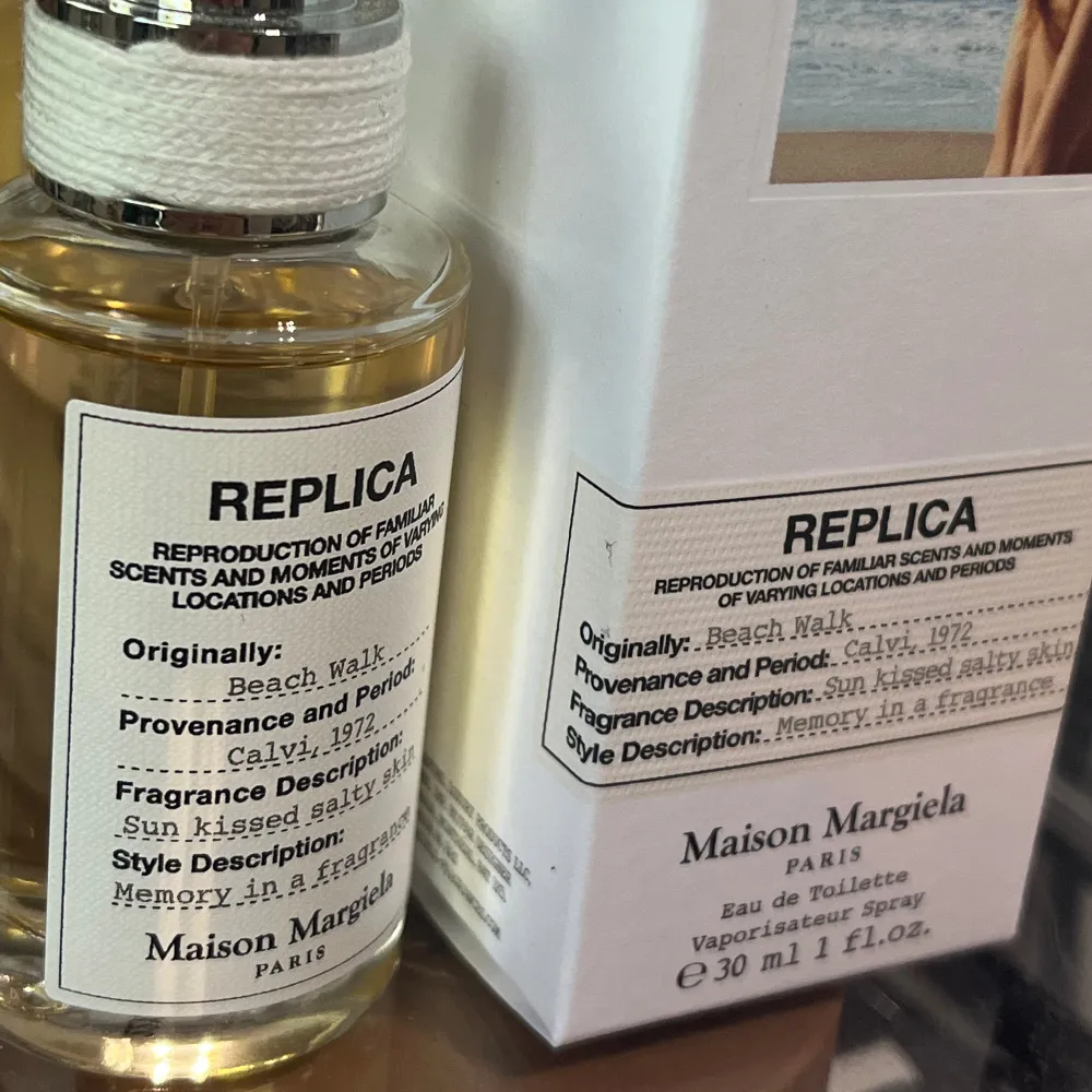 Maison margiela repli*a beach walk parfym i 30 ml, nästan helt full endast testat den!. Parfym.