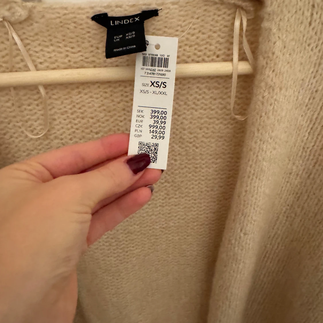 Beige stickad kofta från Lindex - 90