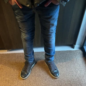 Dondup jeans - Ljusblåa Dondup jeans | Strl 30/32 | Cond 8/10 | Nypris 3400 / Mittpris 1050 | Såklart äkta⚜️ | Inget og medföljer