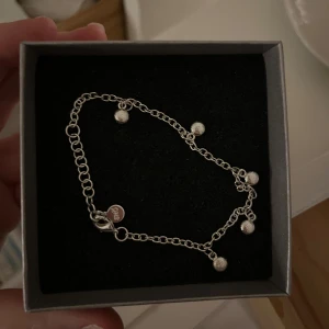 Snö of sweden armband - Superfint armband från snö of sweden! 