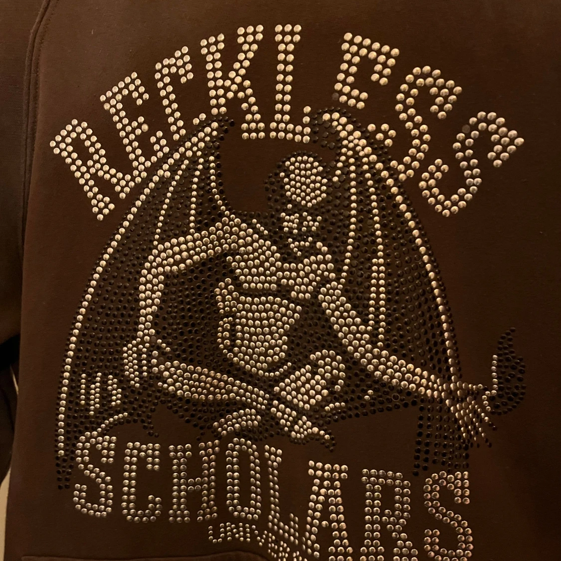 Brun hoodie från Reckless Scholars - 90