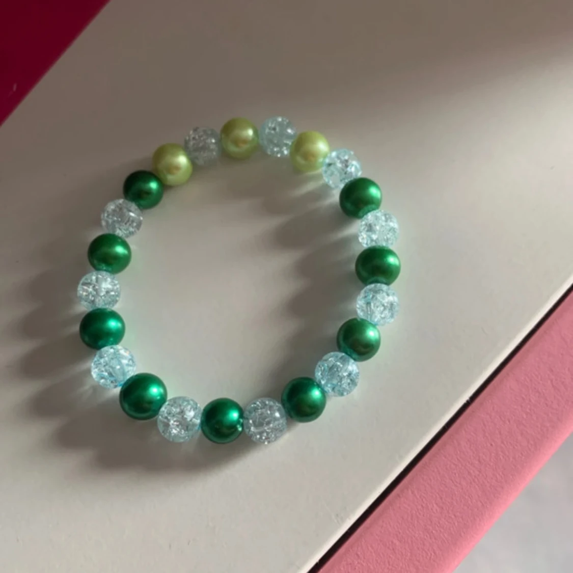 Färgglatt pärlarmband - 91