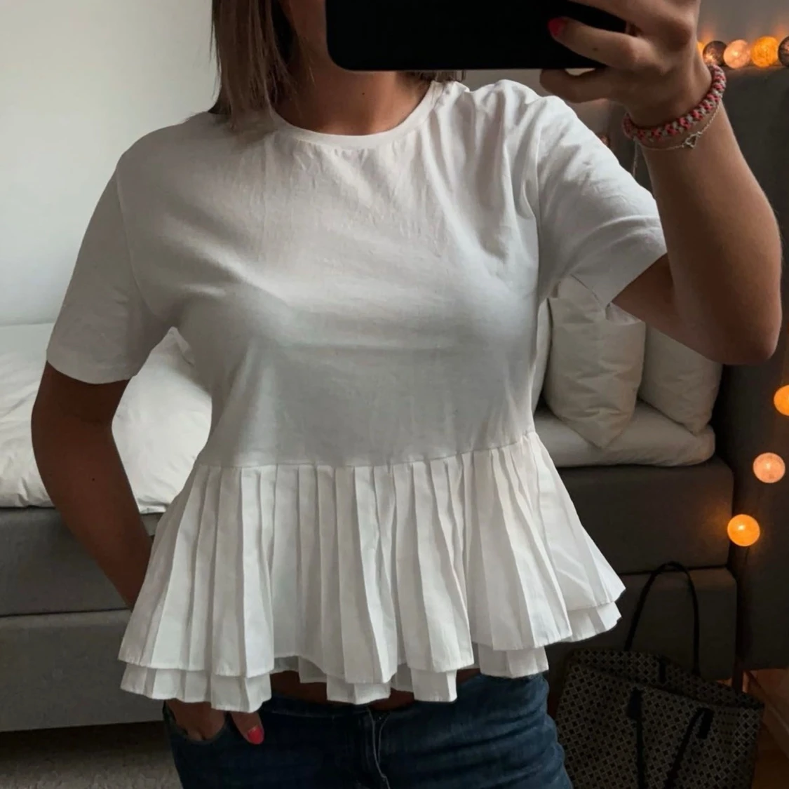 T-shirt med volang - 90