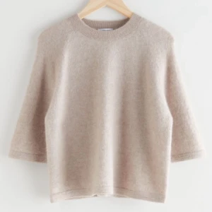 The other stories tröja  - I mycket bra skick 