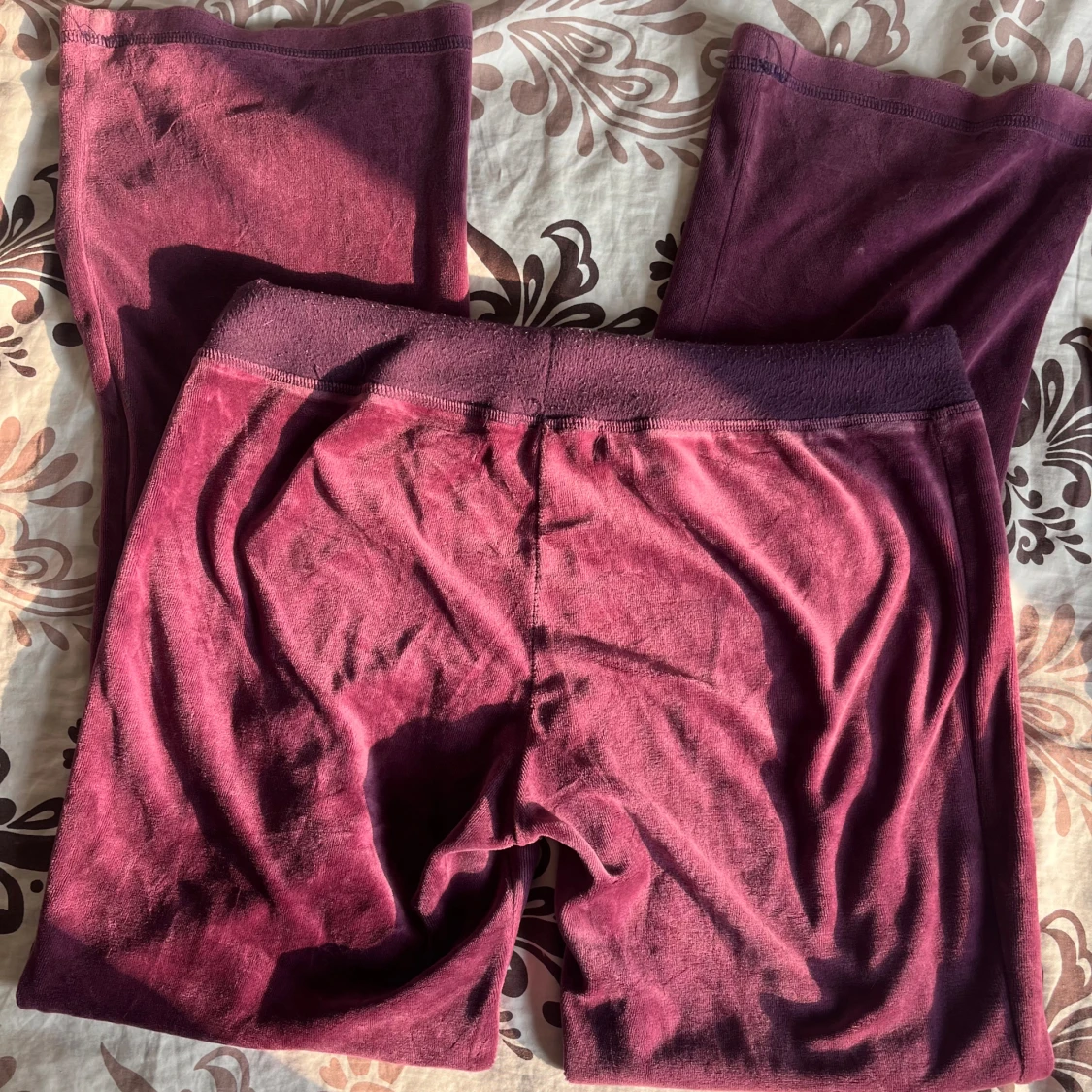 Juicy Couture lågmidjade mjukisbyxor - 91