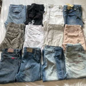 jeans och cargopants - 100/styck 2 för 175, vill bli av med allt därav priset😽skriv privat för bilder på hela jeansen mått osv