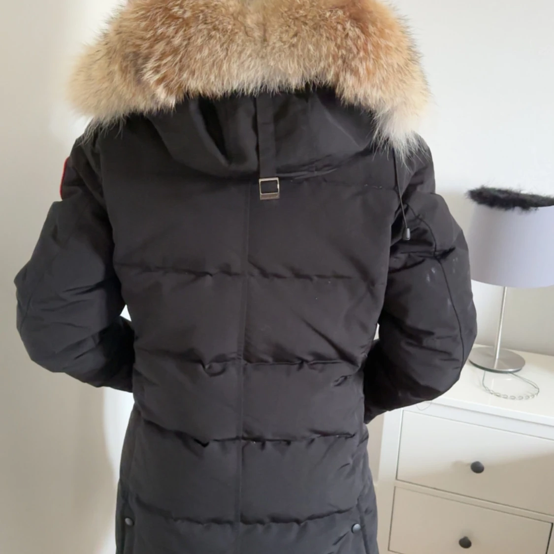 Svart dunjacka med päls från Canada Goose - 2