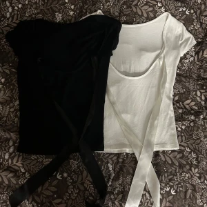 Lager 157 toppar - Säljer dessa två toppar från lager 157 pågrund av att de inte kommer till användning ❤️